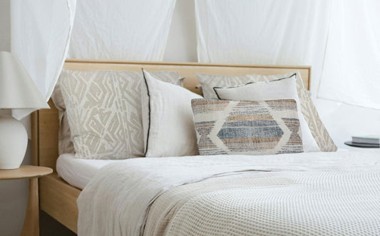 Choosing the Perfect Accent Pillow Covers for Your Home
